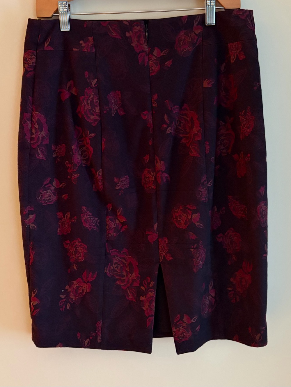 WHBM rose print jacquard skirt suit - Picture 14 of 16